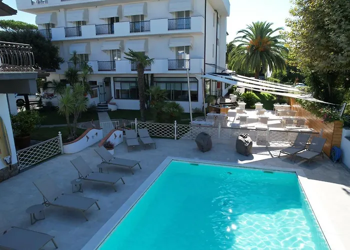 Tarabella 3* フォルテ・デイ・マルミ